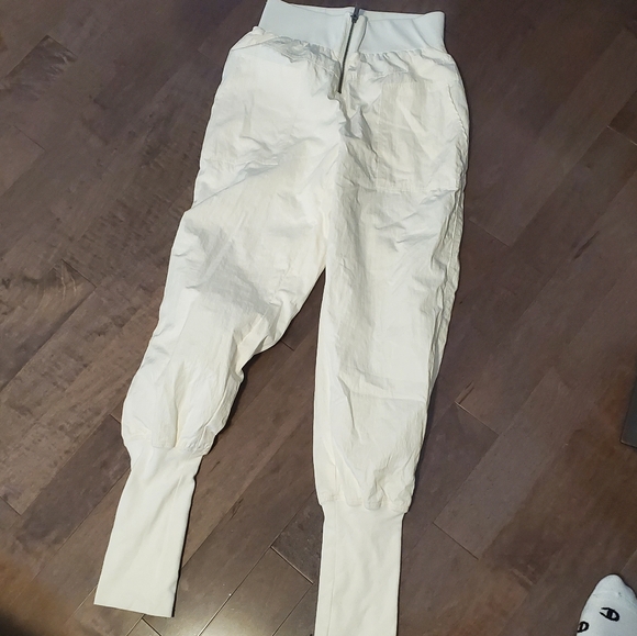 Free People Movement Pants Cream/white Joggers Size XS - Picture 1 of 4
